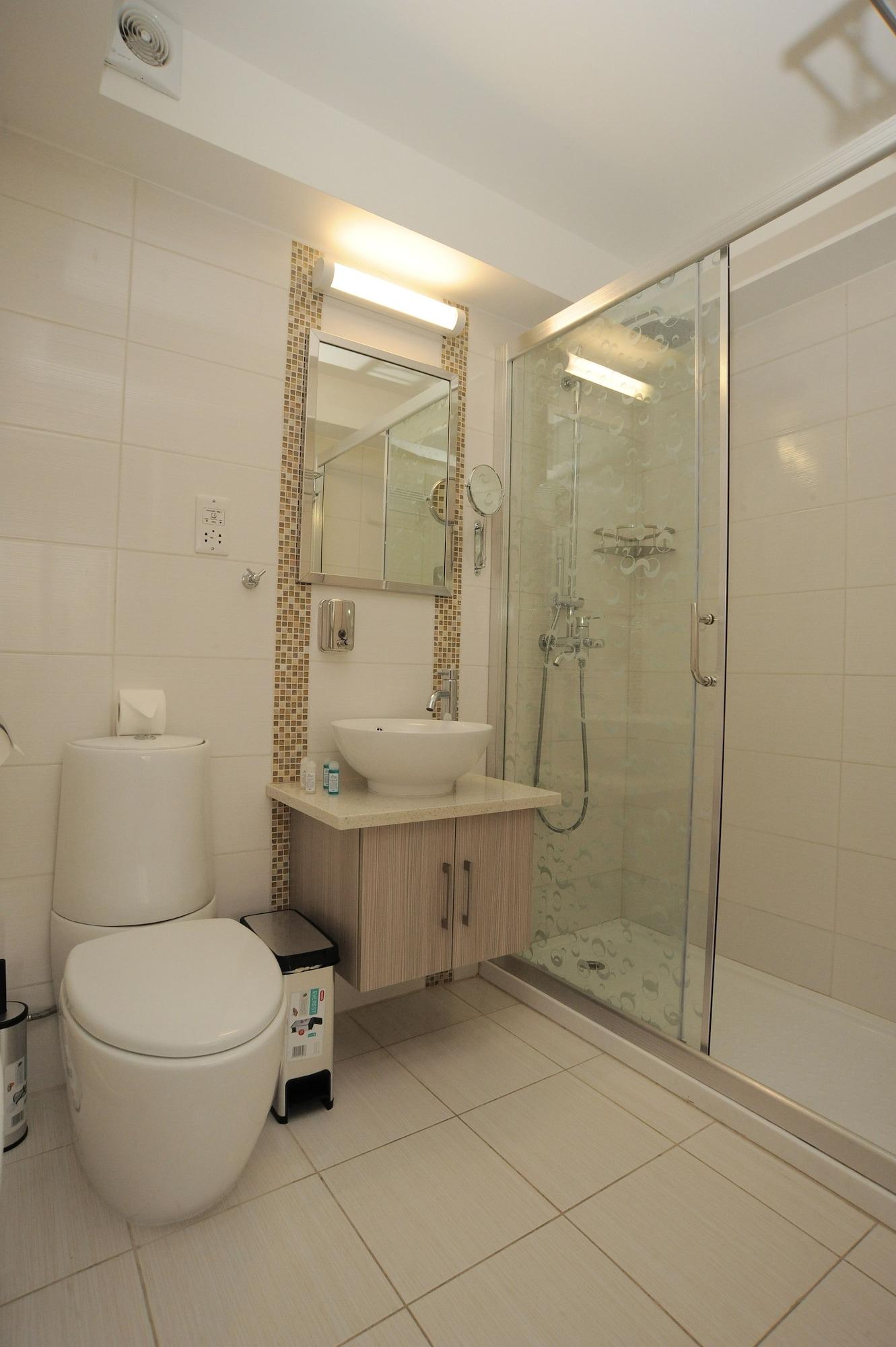 Frixos Suites Hotel Apartments Ларнака Экстерьер фото