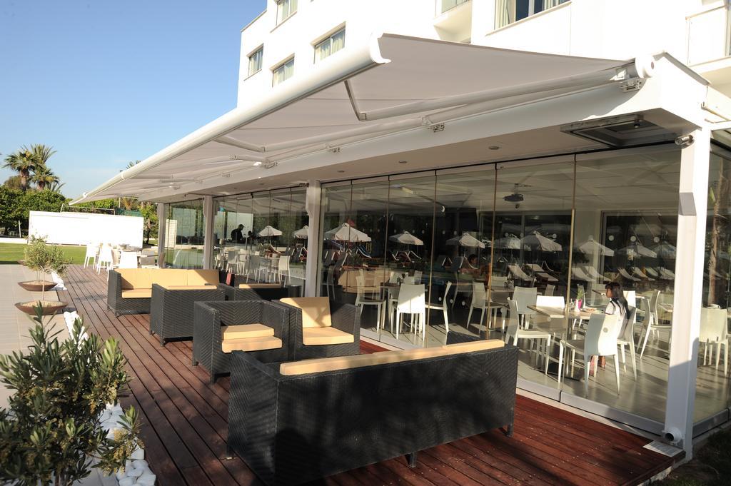 Frixos Suites Hotel Apartments Ларнака Экстерьер фото